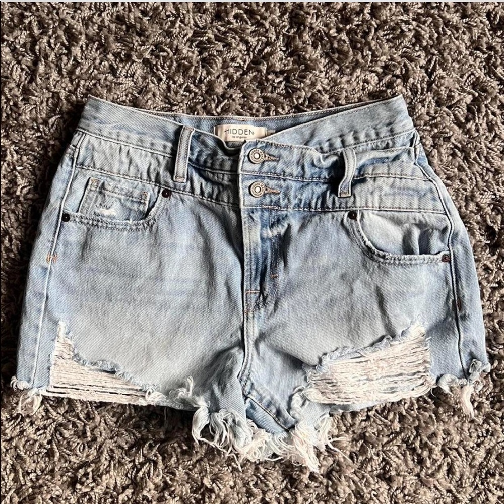 hidden asymmetrical raw hem shorts